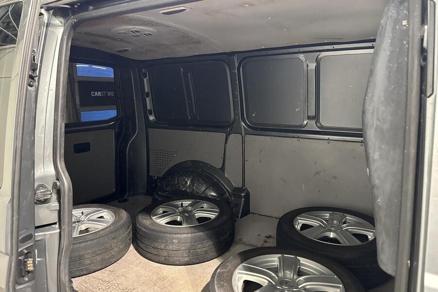 Volkswagen Transporter vaihtoauto