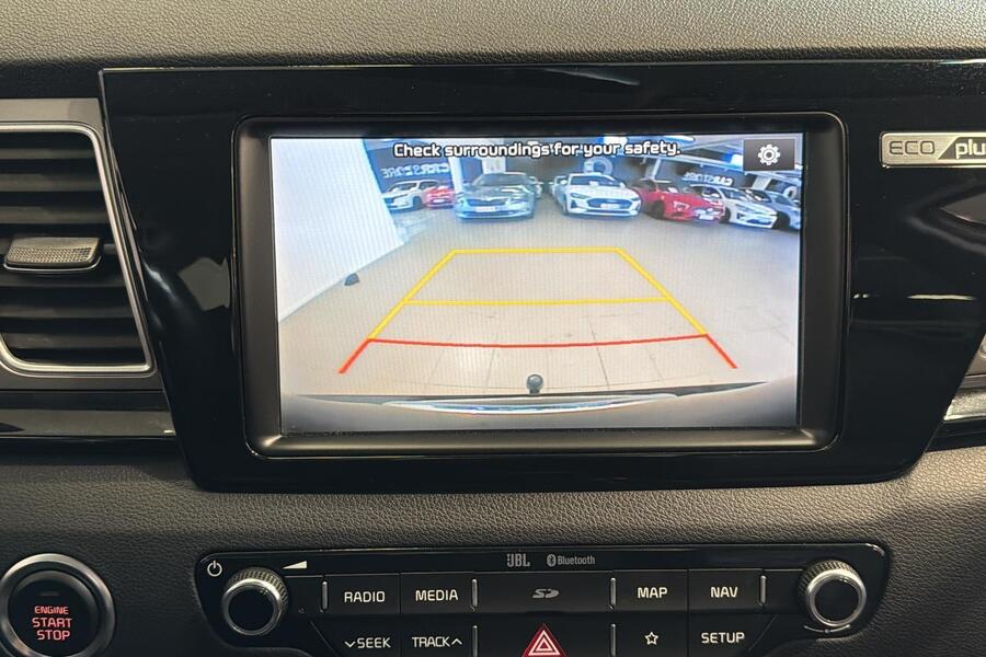 Kia Niro plug-in vaihtoauto