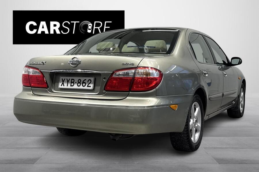 Nissan Maxima vaihtoauto