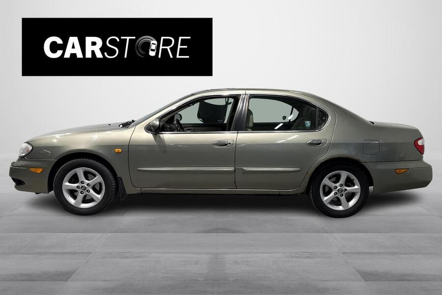 Nissan Maxima vaihtoauto