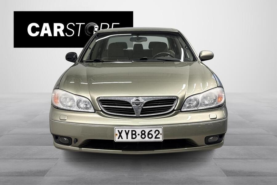 Nissan Maxima vaihtoauto