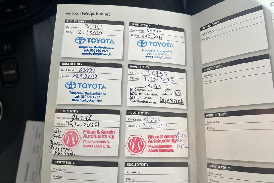 Toyota Auris vaihtoauto