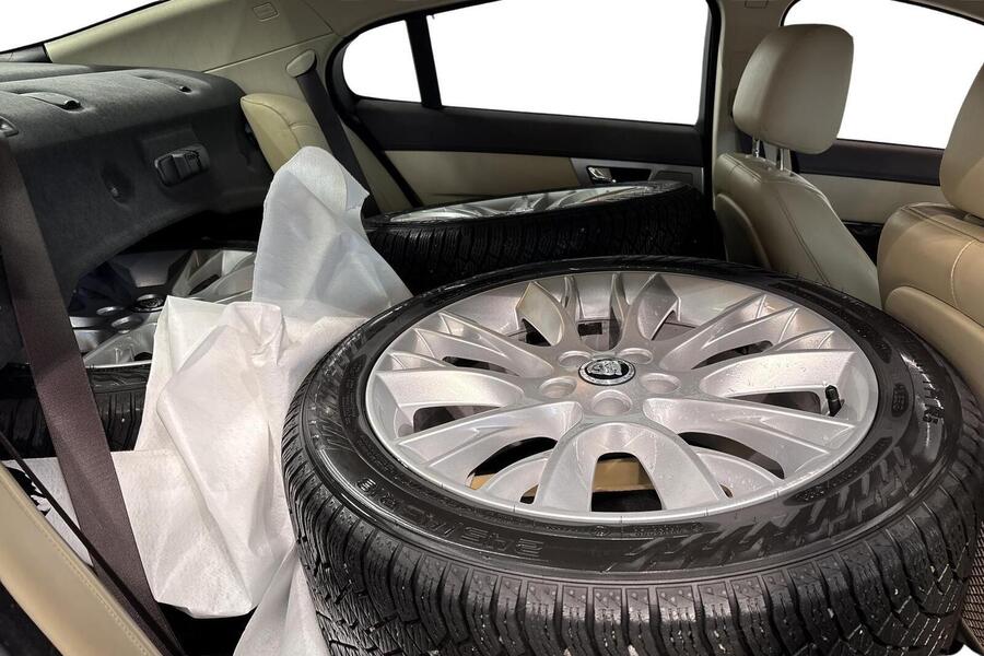 Jaguar XF vaihtoauto