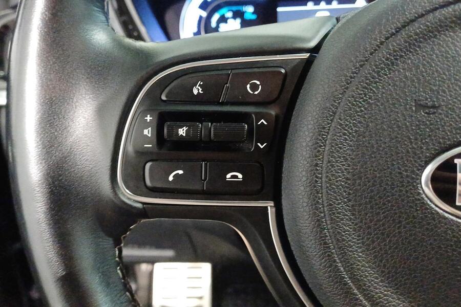 Kia Niro plug-in vaihtoauto