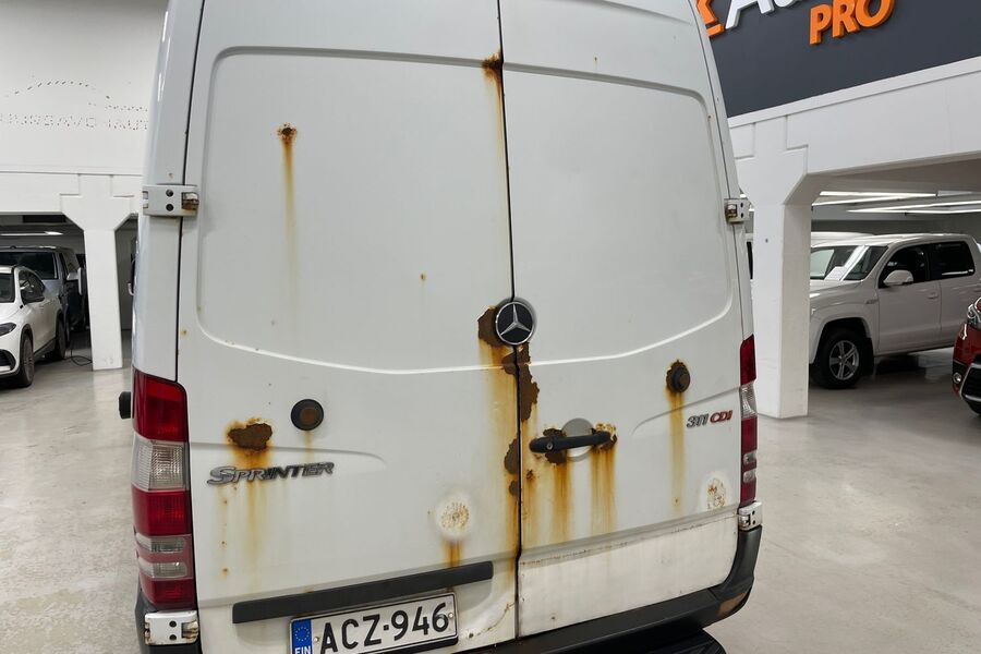 Mercedes-Benz Sprinter vaihtoauto
