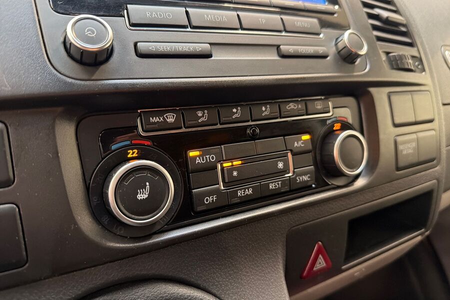 Volkswagen Caravelle vaihtoauto