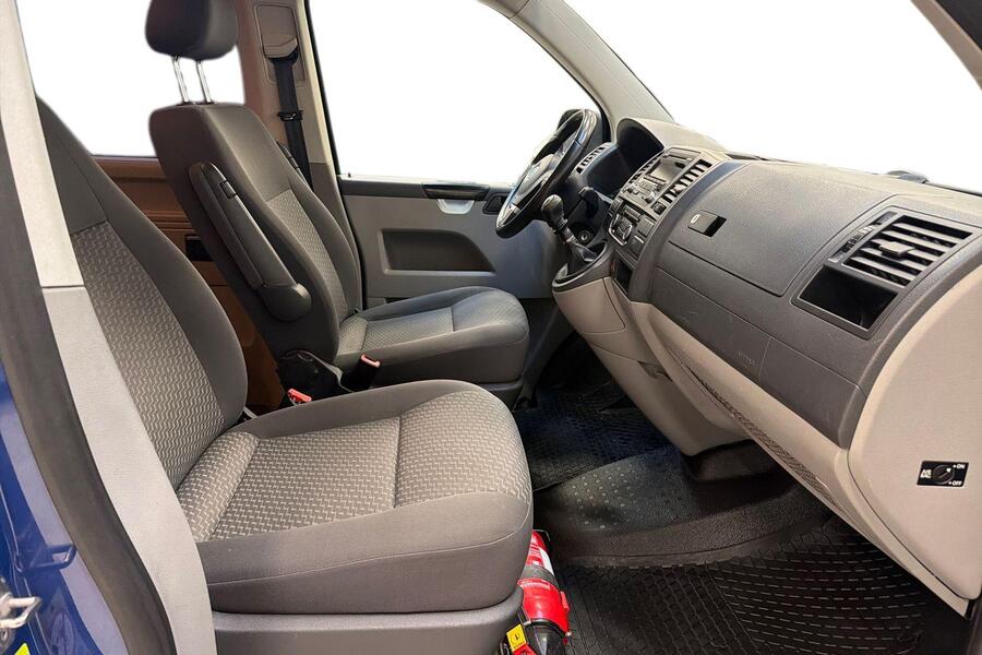 Volkswagen Caravelle vaihtoauto