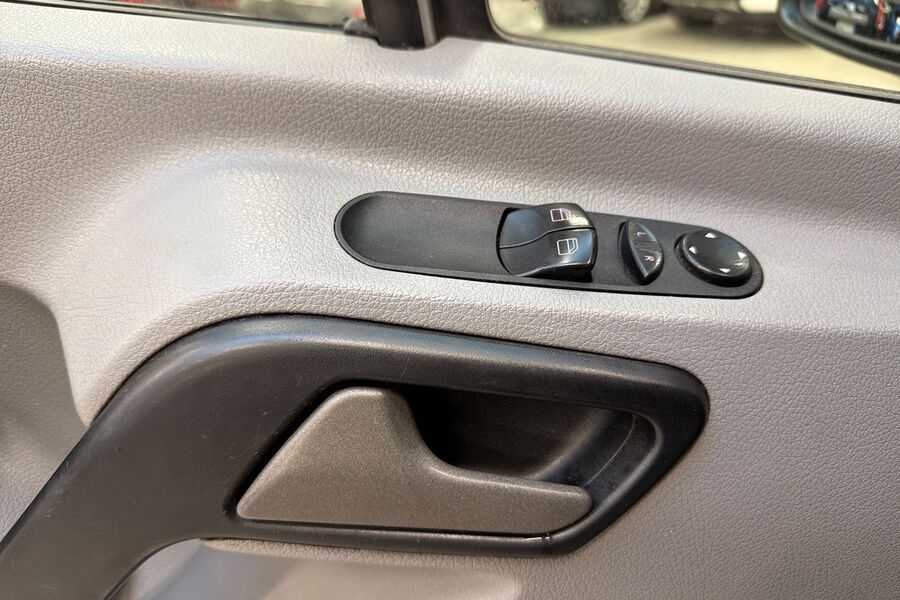 Volkswagen Crafter vaihtoauto