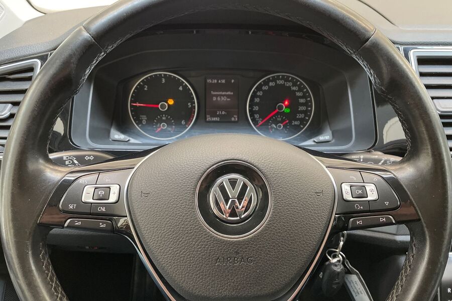 Volkswagen Multivan vaihtoauto