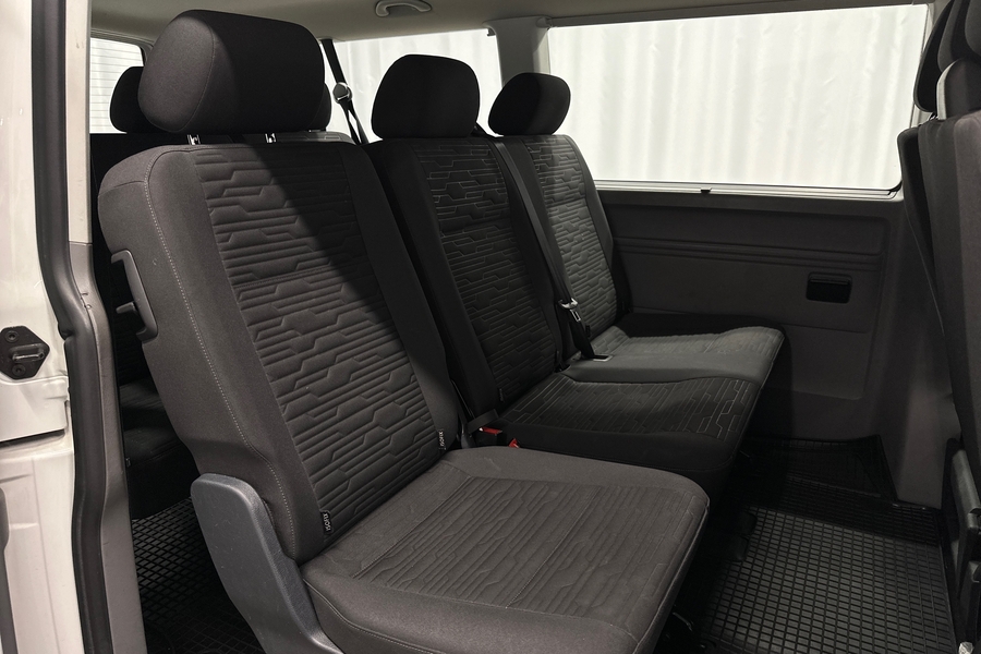 Volkswagen Caravelle vaihtoauto