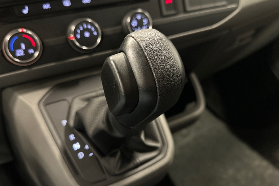 Volkswagen Caravelle vaihtoauto