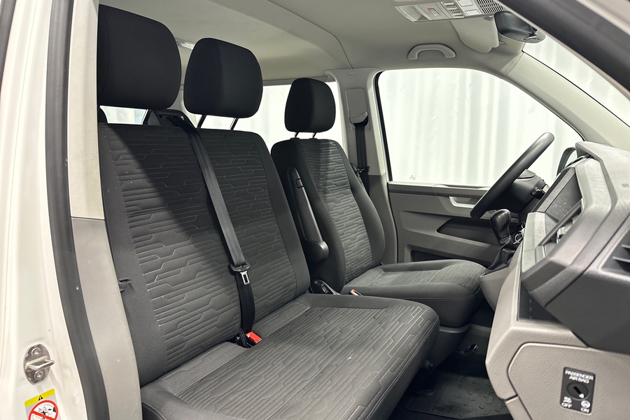 Volkswagen Caravelle vaihtoauto