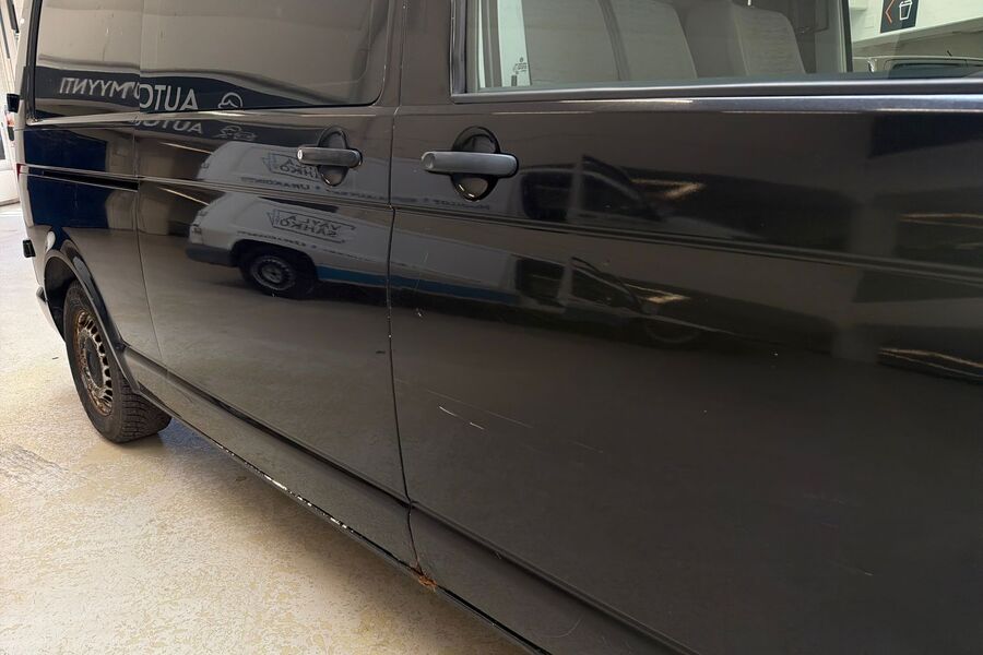 Volkswagen Transporter vaihtoauto