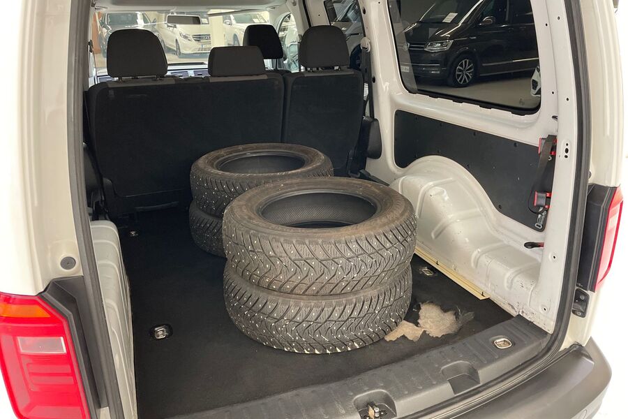 Volkswagen Caddy Maxi vaihtoauto