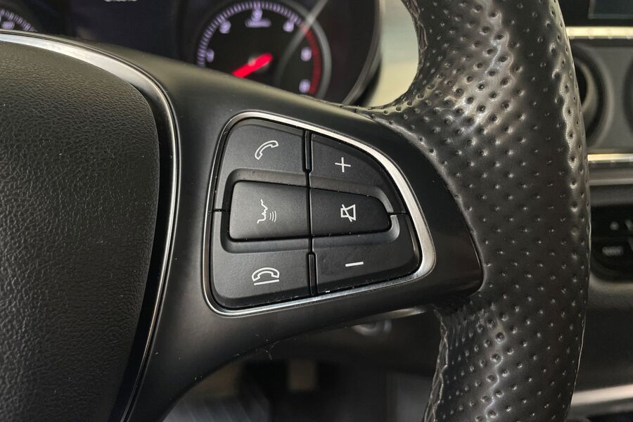 Mercedes-Benz X vaihtoauto