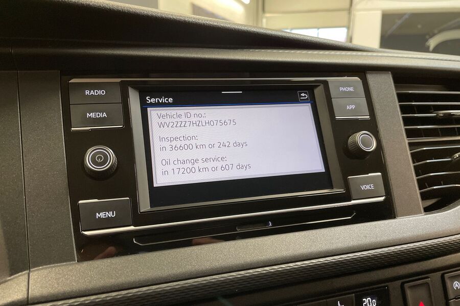 Volkswagen Caravelle vaihtoauto