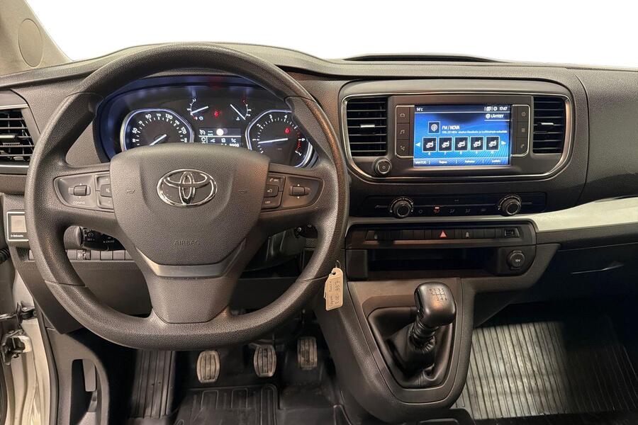 Toyota Proace Verso vaihtoauto