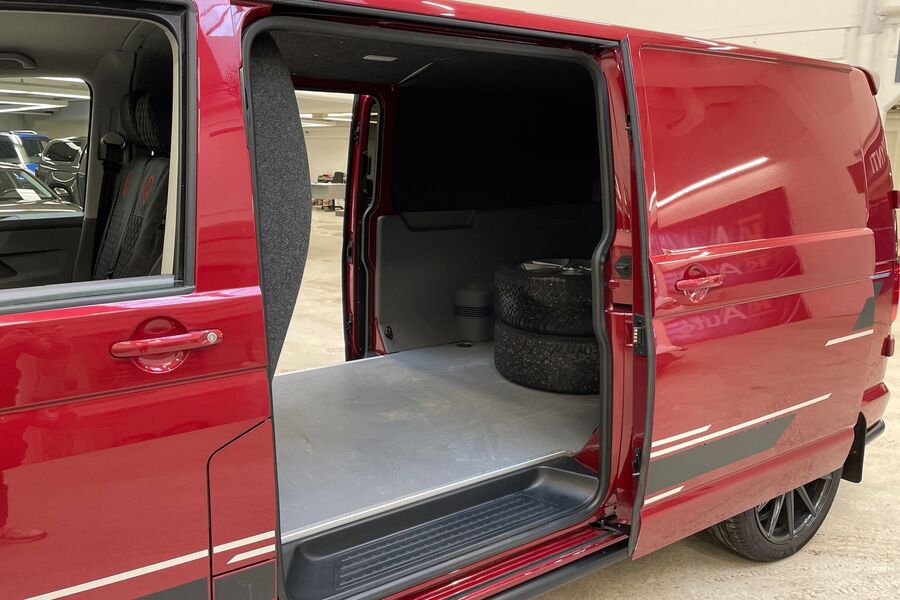 Volkswagen Transporter vaihtoauto