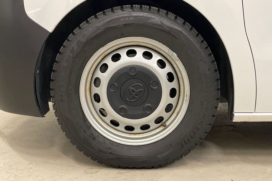 Toyota Proace Verso vaihtoauto