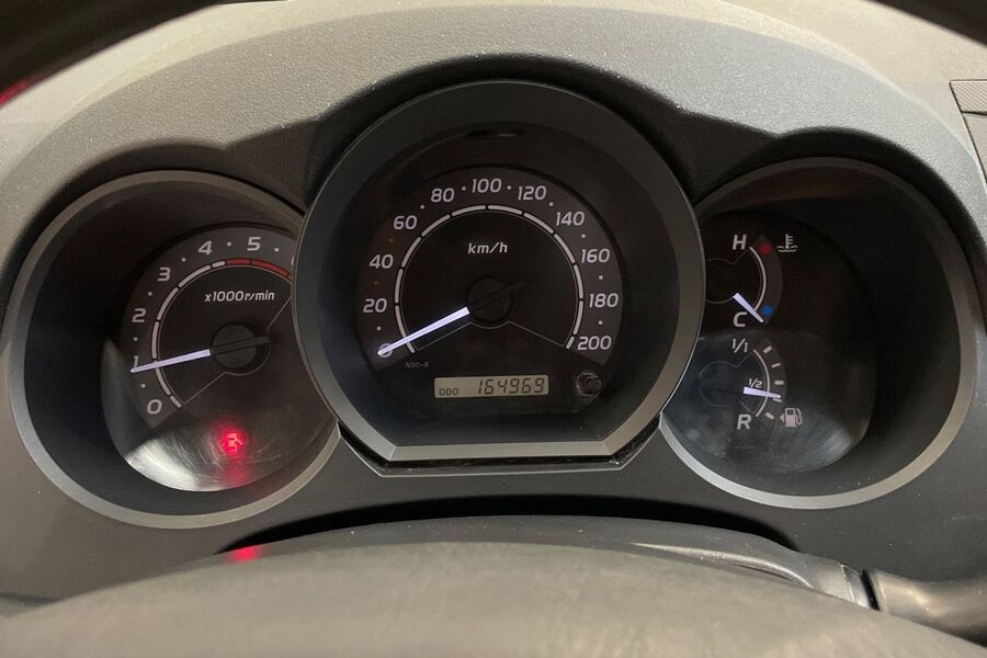 Toyota Hilux vaihtoauto