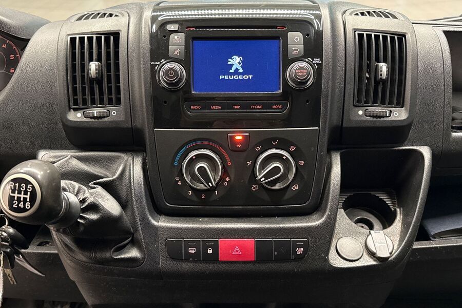 Peugeot Boxer vaihtoauto