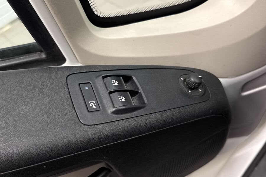 Peugeot Boxer vaihtoauto