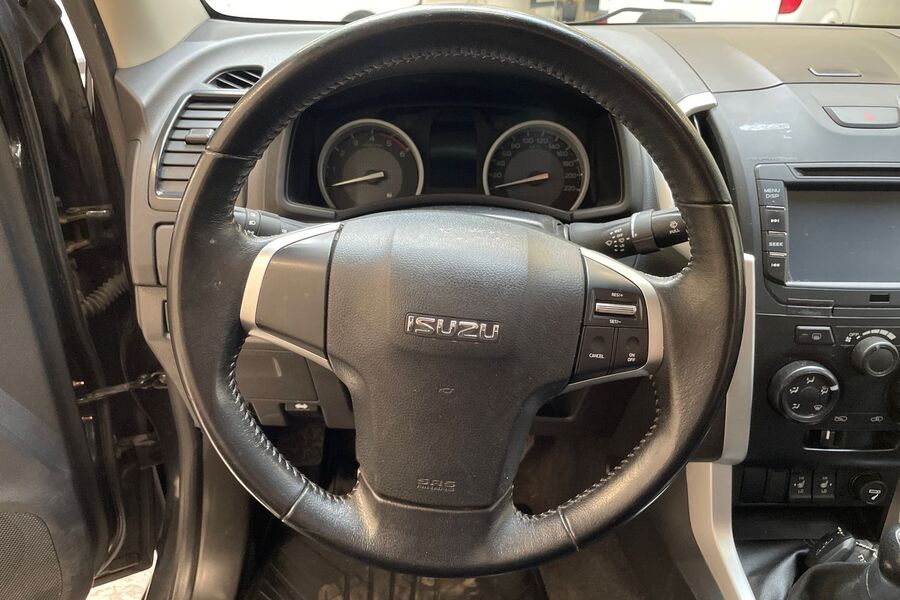 Isuzu D-Max vaihtoauto