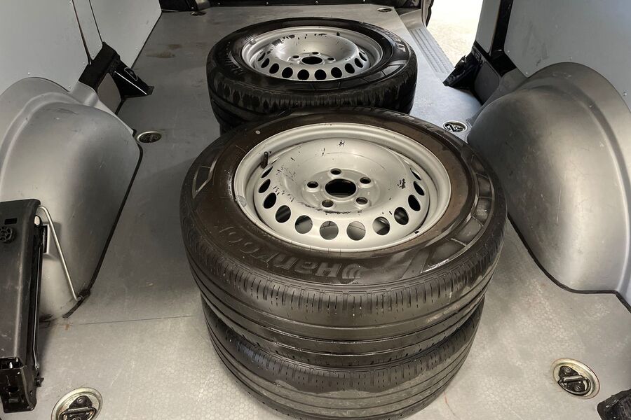 Volkswagen Transporter vaihtoauto