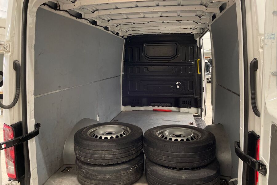 Volkswagen Crafter vaihtoauto