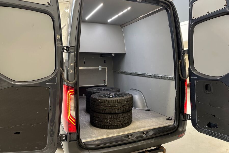 Mercedes-Benz Sprinter vaihtoauto