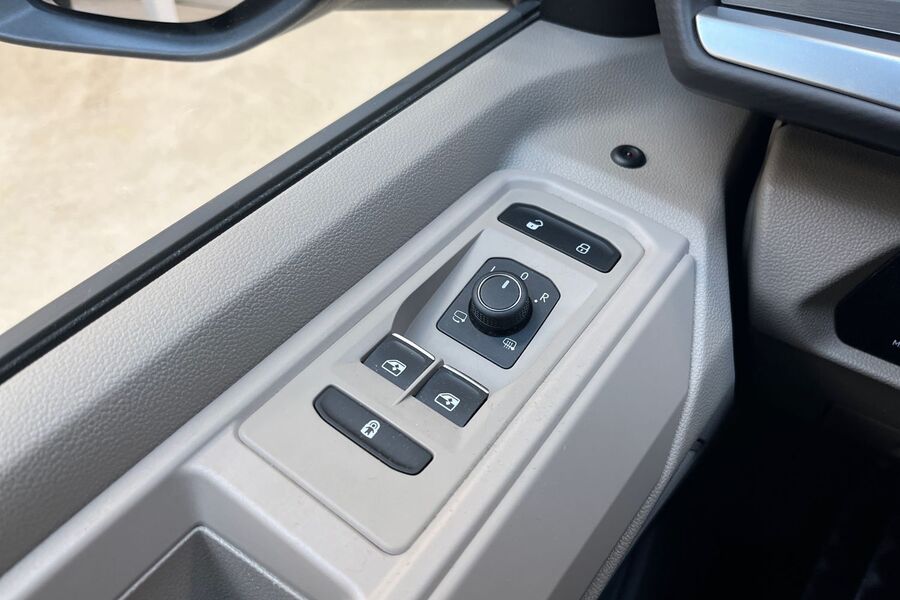 Volkswagen Multivan vaihtoauto