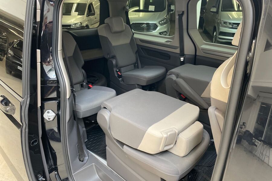 Volkswagen Multivan vaihtoauto