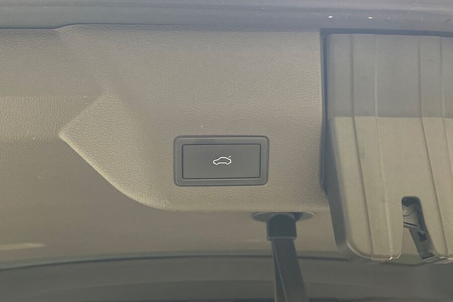 Volkswagen Multivan vaihtoauto