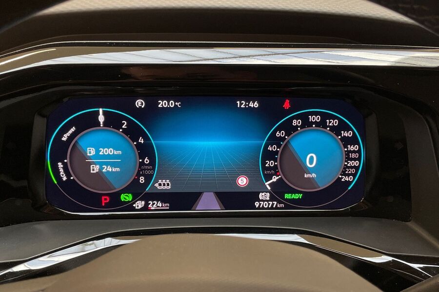 Volkswagen Multivan vaihtoauto