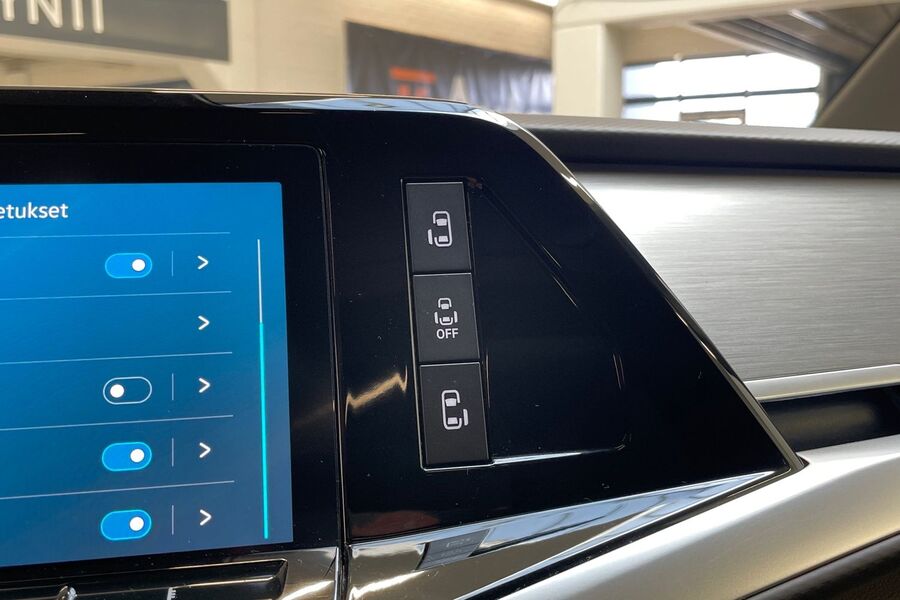 Volkswagen Multivan vaihtoauto