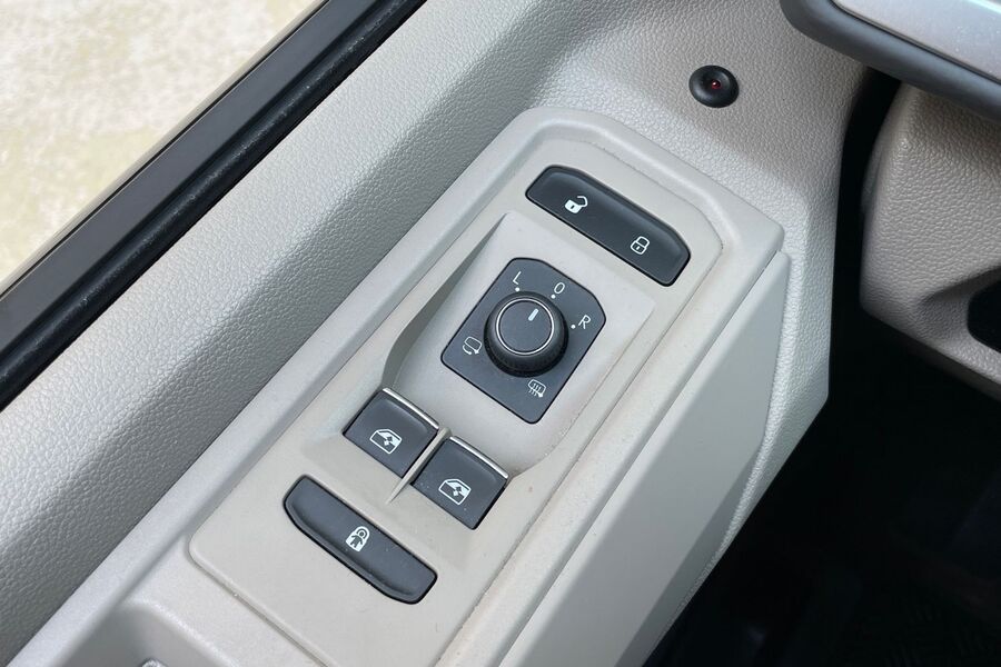 Volkswagen Multivan vaihtoauto