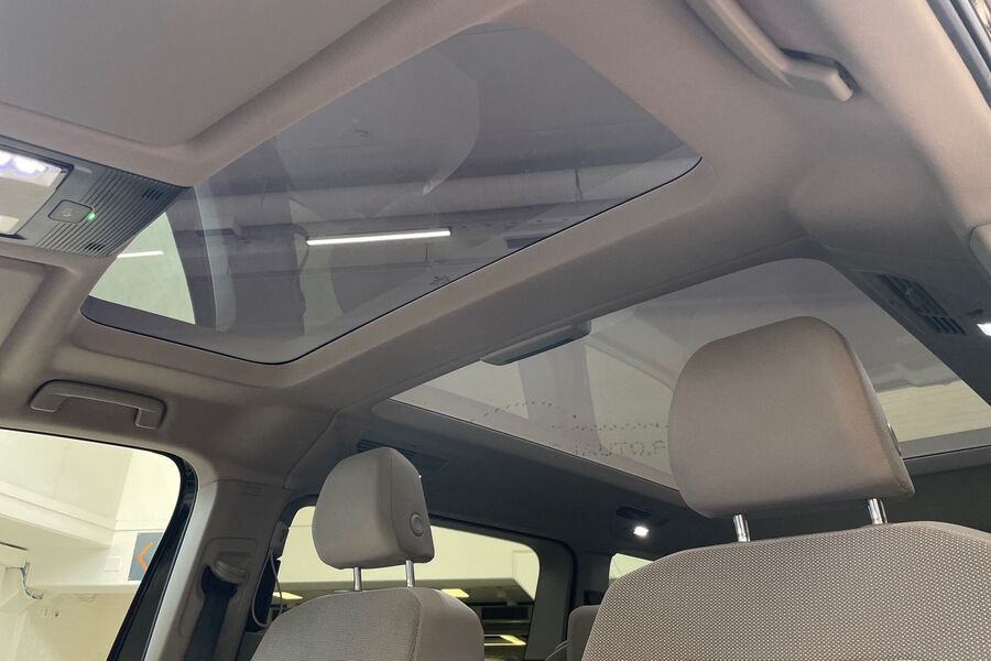 Volkswagen Multivan vaihtoauto