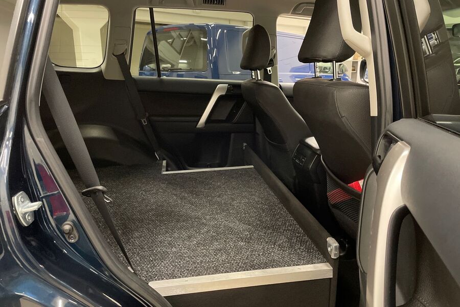 Toyota Land Cruiser vaihtoauto