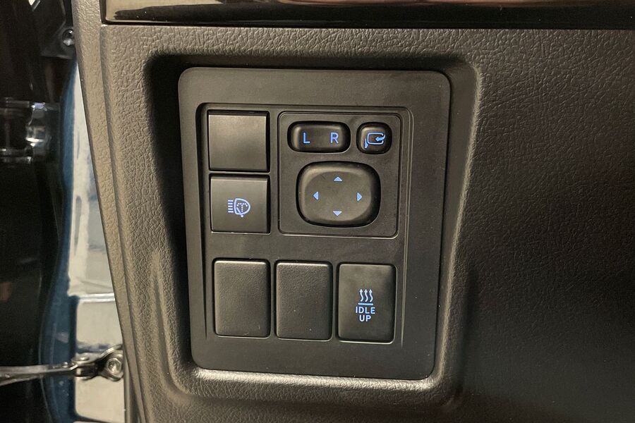 Toyota Land Cruiser vaihtoauto