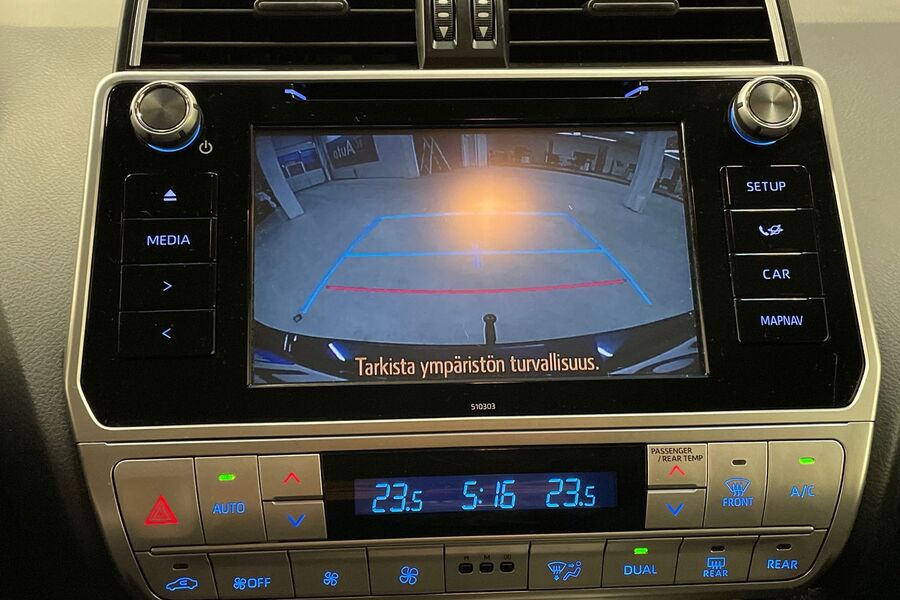 Toyota Land Cruiser vaihtoauto