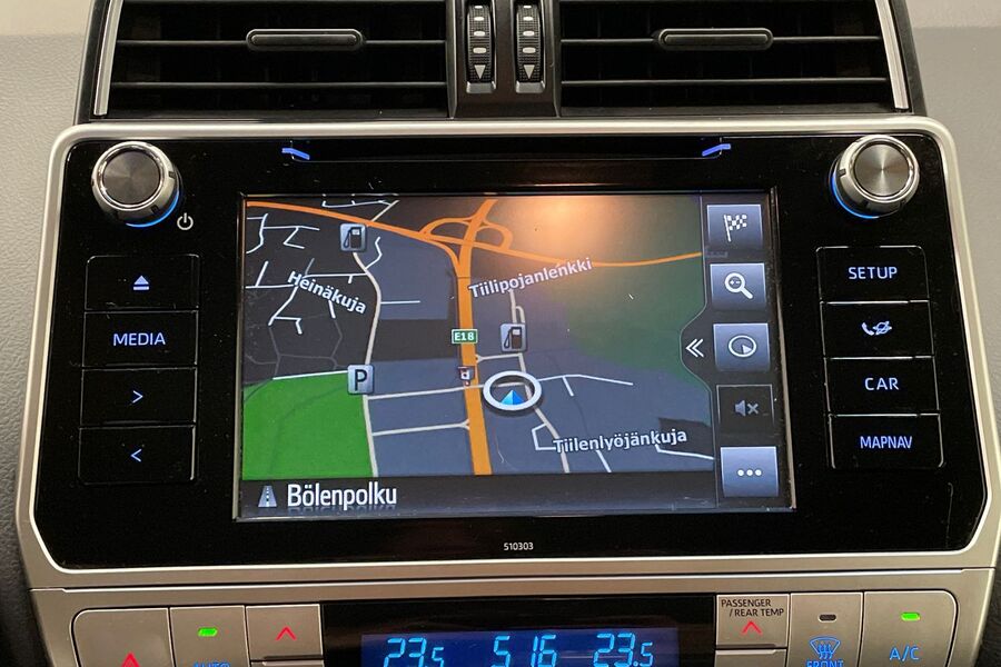 Toyota Land Cruiser vaihtoauto