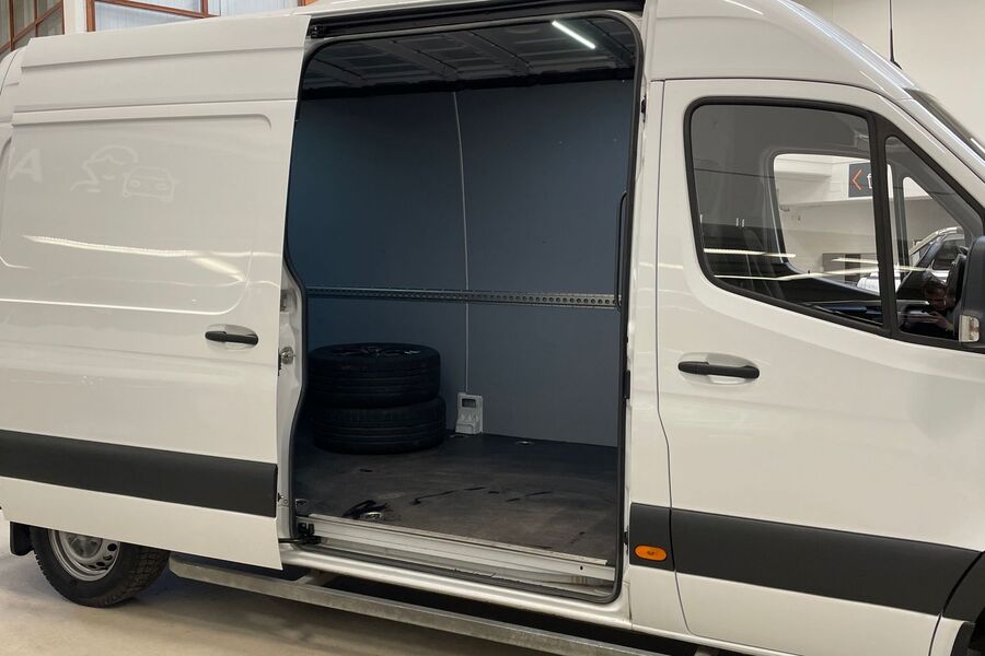 Mercedes-Benz Sprinter vaihtoauto