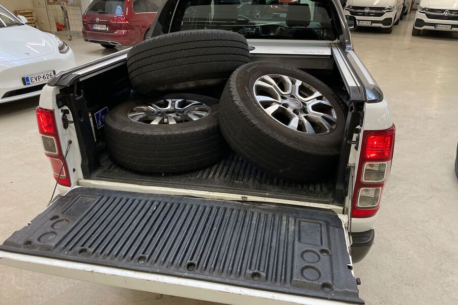 Ford Ranger vaihtoauto