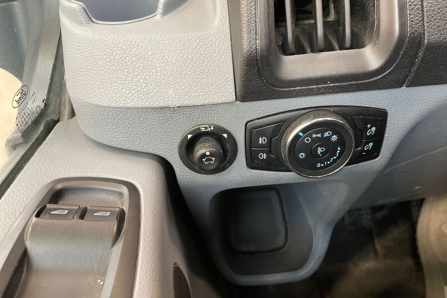 Ford Transit vaihtoauto
