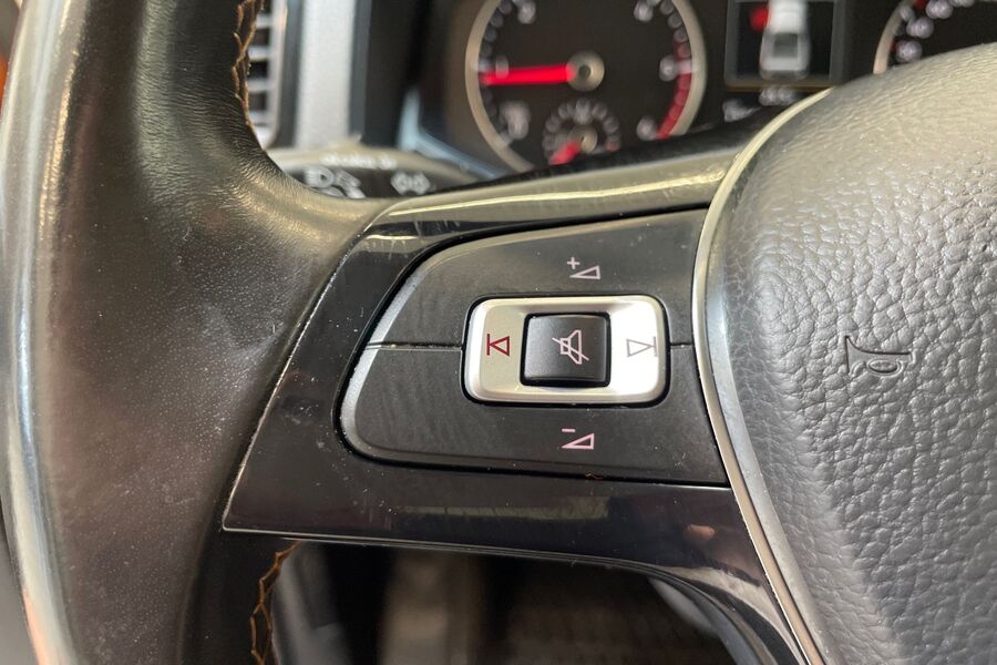 Volkswagen Amarok vaihtoauto