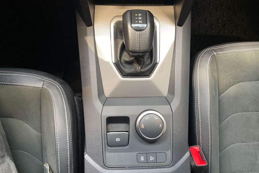 Volkswagen Amarok vaihtoauto