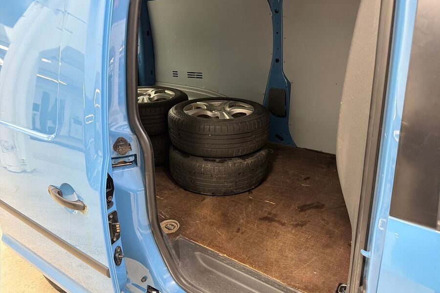 Volkswagen Caddy Maxi vaihtoauto