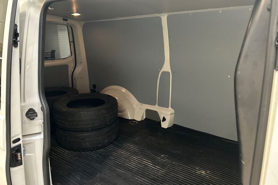 Volkswagen Transporter vaihtoauto