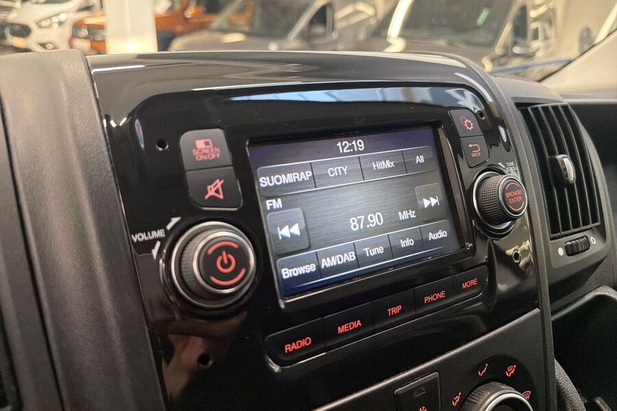 Peugeot Boxer vaihtoauto