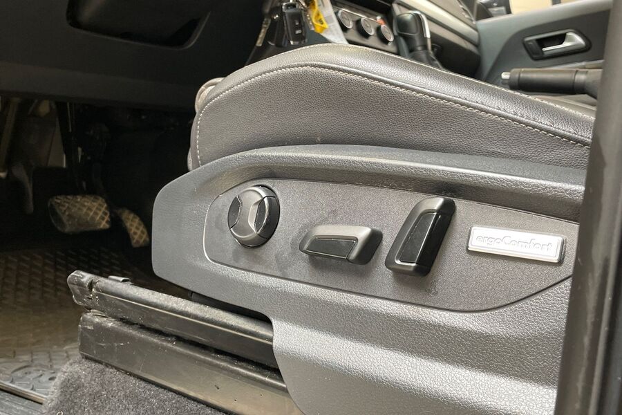 Volkswagen Amarok vaihtoauto